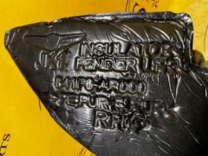 PRAWE WYPEŁNIENIE WYGŁUSZENIE PIANKA BŁOTNIKA GENESIS GV70