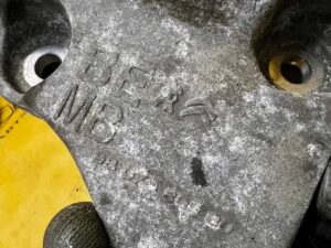 ŁAPA PODUSZKA MANUALNEJ SKRZYNI BIEGÓW CITROEN PEUGEOT 1.6 BLUE HDI