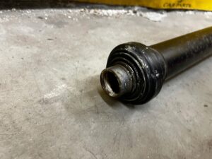 WAŁ NAPĘDOWY KARDANA PORSCHE CAYENNE II 7P5 4.8 V8