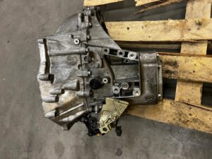 SKRZYNIA BIEGÓW MANUALNA 6 BIEGÓW 20EA52 PEUGEOT 308 II T9 1.2 THP