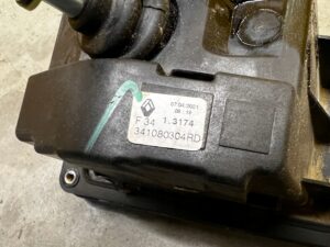 LEWAREK WYBIERAK LINKI ZMIANY 6 BIEGÓW DACIA DOKKER 1.5 BLUE DCI