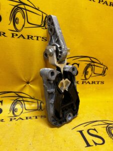 PODUSZKA ŁAPA WSPORNIK SKRZYNI BIEGÓW FORD KUGA MK3