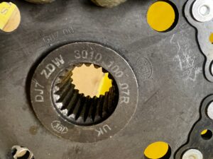 ZESTAW SPRZĘGŁO DOCISK DWUMASA RENAULT 1.3 TCE