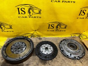 KOMPLET SPRZĘGŁO DOCISK DWUMASA MERCEDES 1.6 CGI