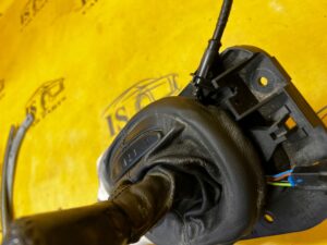 GAŁKA WYBIERAK SKRZYNI BIEGÓW AUTOMAT CHEVROLET CORVETTE C5 97-04