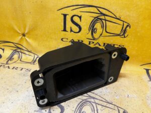 OBUDOWA WSPORNIK PANEL MOCOWANIE LEWARKA ZMIANY BIEGÓW MANUAL SKODA SCALA