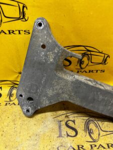 ŁAPA MOCOWANIE SKRZYNI BIEGÓW BMW 5 G30