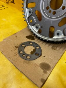 KOŁO ZAMACHOWE DACIA SANDERO III 1.0 TCE AUTOMAT