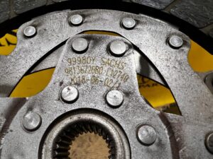 ZESTAW SPRZĘGŁO DOCISK DWUMASA CITROEN 1.2 THP