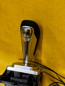 LEWAREK WYBIERAK SKRZYNI BIEGÓW RANGE ROVER EVOQUE II L551