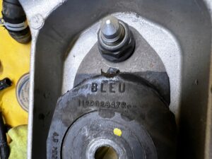 ŁAPA PODUSZKA SKRZYNI BIEGÓW DACIA SANDERO III 1.0 TCE