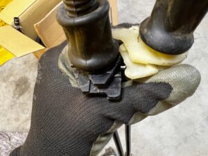 KPL LEWAREK WYBIERAK LINKI CIĘGNA ZMIANY BIEGÓW DACIA DUSTER II 2 1.0 TCE