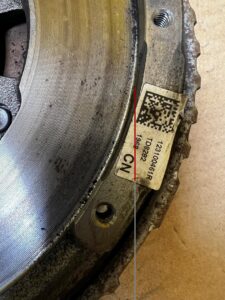 ZESTAW SPRZĘGŁO DOCISK DWUMASA RENAULT 1.3 TCE