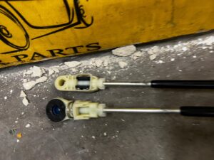 LINKI ZMIANY BIEGÓW DACIA SANDERO STEPWAY III 2023R