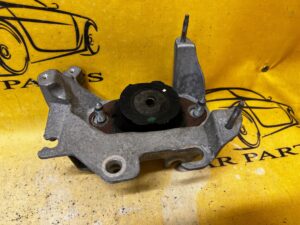 MOCOWANIE ŁAPA WSPORNIK PODPORA SKRZYNI BIEGÓW RENAULT ZOE I Z.E.