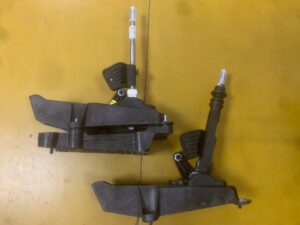 LEWAREK WYBIERAK BIEGÓW MANUAL NISSAN X-TRAIL T32