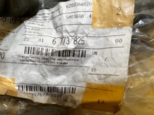 PODUSZKA SKRZYNI BIEGÓW BENZYNA V8 BMW 5 E60 6 E63 NOWA OEM