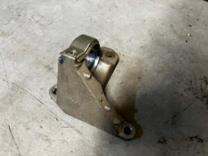 ŁAPA PODPORA WSPORNIK PÓŁOSI RENAULT MEGANE IV RS 1.8 TCE