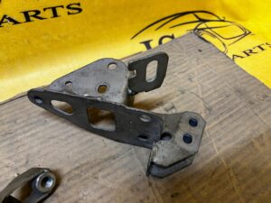 BELKA WSPORNIK SKRZYNI BIEGÓW AUDI A8 D4 4H