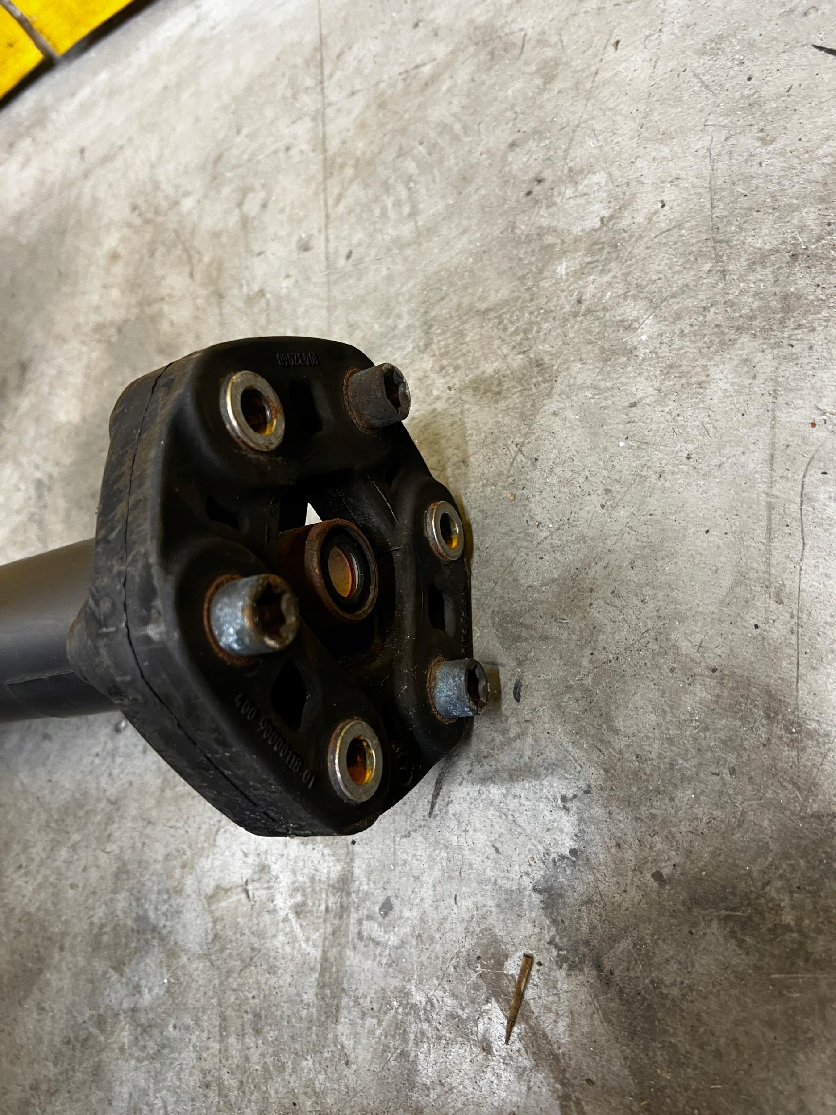 WAŁ NAPĘDOWY MERCEDES C-KLASA W206 2023R EU 2WD RWD