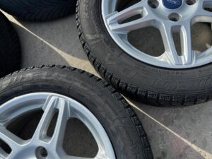 KOŁA FELGI OPONY CAŁOROCZNE ZIMOWE FORD FIESTA MK7 185/60 R15