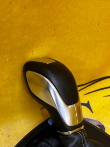 LEWAREK WYBIERAK ZMIANY BIEGÓW FORD KUGA MK2