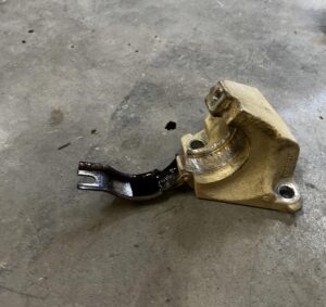 ŁAPA PODPORA PÓŁOSI DACIA DUSTER II 1.0 TCE