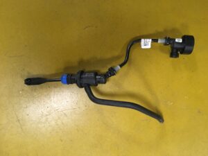 WYSPRZĘGLIK POMPKA SPRZĘGŁA 1.7 NISSAN X-TRAIL T32