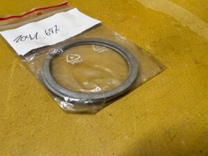 2 X PIERŚCIEŃ ROZPRĘŻNY PRZEGUBU TYŁ BMW 5 E39 E60 7 E38 X5 E53 NOWY OEM