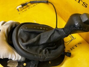 GAŁKA WYBIERAK SKRZYNI BIEGÓW AUTOMAT CHEVROLET CORVETTE C5 97-04