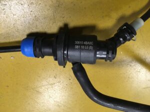 WYSPRZĘGLIK POMPKA SPRZĘGŁA 1.7 NISSAN X-TRAIL T32