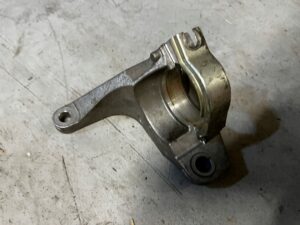 ŁAPA PODPORA WSPORNIK PÓŁOSI RENAULT MEGANE IV 1.6 TCE