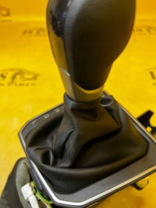 LEWAREK WYBIERAK SKRZYNI BIEGÓW DACIA SANDERO III 1.0 TCE AUTOMAT