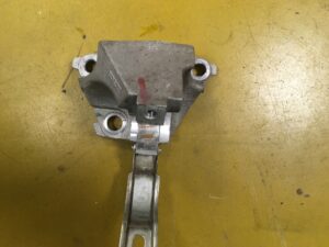 ŁAPA PODPORA PÓŁOSI RENAULT MEGANE IV 1.3 1.2 TCE