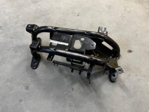 WSPORNIK ŁAPA SKRZYNI BIEGÓW LAND ROVER DISCOVERY 5 V L462