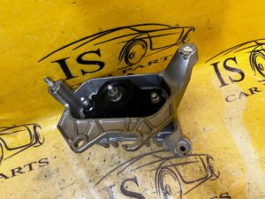 ŁAPA PODUSZKA SKRZYNI BIEGÓW DACIA SANDERO III 1.0 BENZYNA TCE NOWA 95KM