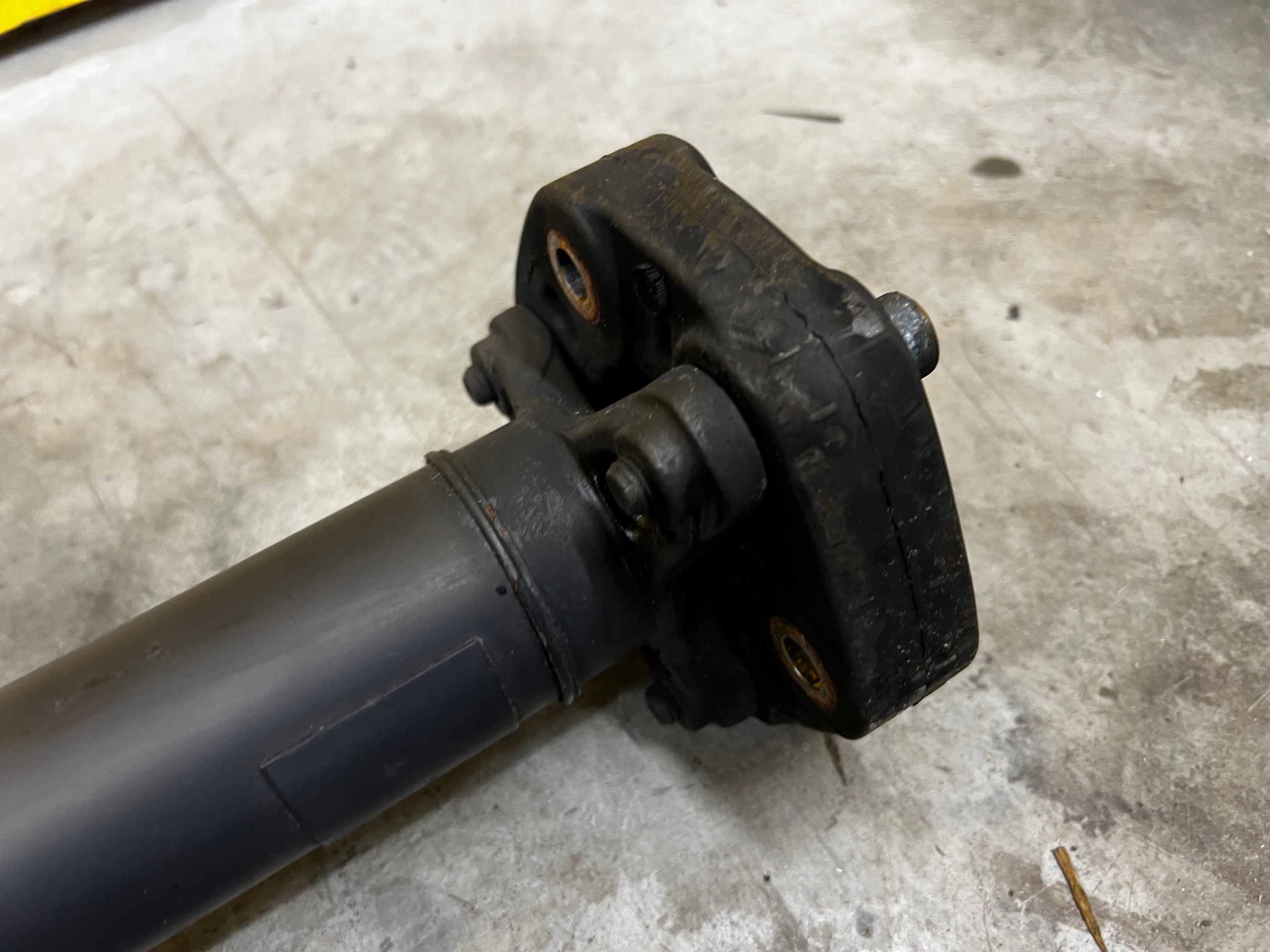 WAŁ NAPĘDOWY MERCEDES C-KLASA W206 2023R EU 2WD RWD