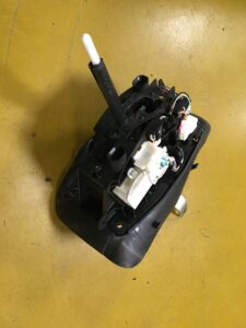 WYBIERAK LEWAREK SKRZYNI BIEGÓW INFINITI Q70 EURO