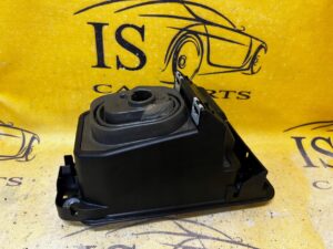 OBUDOWA WSPORNIK PANEL MOCOWANIE LEWARKA ZMIANY BIEGÓW MANUAL SKODA SCALA