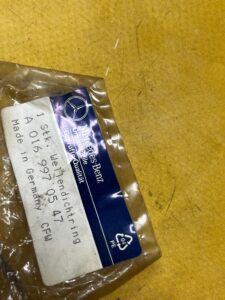 USZCZELNIACZ ORING WAŁKA MANUALNEJ SKRZYNI BIEGÓW MERCEDES 65X40X8 NOWY OEM