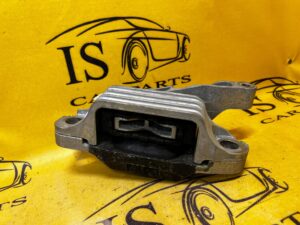 ŁAPA PODUSZKA SKRZYNI FORD KUGA ESCAPE MK3