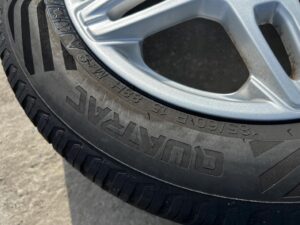 KOŁA FELGI OPONY CAŁOROCZNE ZIMOWE FORD FIESTA MK7 185/60 R15