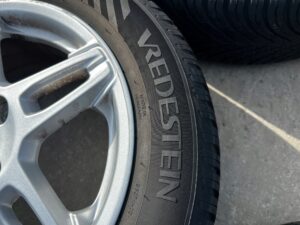 KOŁA FELGI OPONY CAŁOROCZNE ZIMOWE FORD FIESTA MK7 185/60 R15
