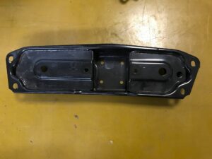 PODPORA ŁAPA SKRZYNI BIEGÓW INFINITI Q70 M35H 3.5