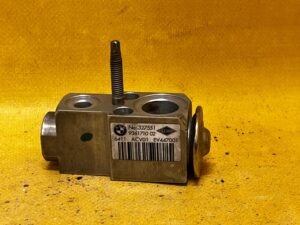 ZAWÓR ROZPRĘŻNY KLIMATYZACJI BMW 5 G30 6 G32 7 G11 8 G14