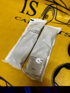 ZESTAW NAPRAWCZY OSŁONY PRZEGUBU PRZÓD WEWN BMW X5 E70 X6 E71 NOWY OEM