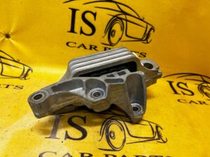 ŁAPA PODUSZKA SKRZYNI FORD KUGA ESCAPE MK3