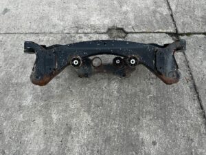 WÓZEK BELKA SANKI ZAWIESZENIE KOŁYSKA TYŁ FORD ESCAPE MK4 1.5 EB 4WD 4X4