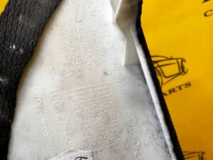 OSŁONA TAPICERKA POSZYCIE SŁUPKA A PRZÓD PRAWY BMW 2 F22 1 F21