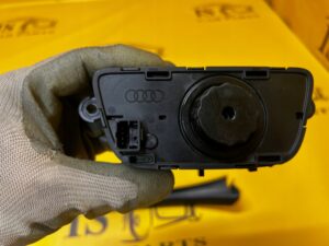 WŁĄCZNIK PRZEŁĄCZNIK PANEL OBSŁUGI ŚWIATEŁ AUDI SQ7 Q7 4M0